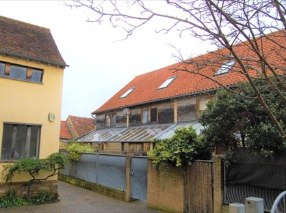 3 Bed Terraced House, Raes Yard, IP33