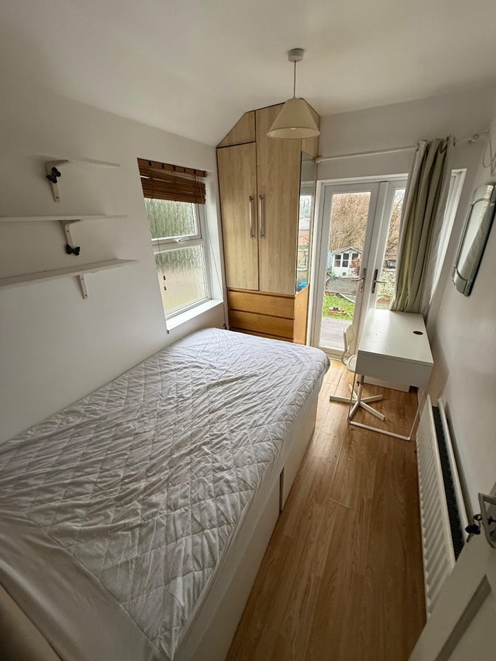 Additional image 5 of Room in a Shared House, Stepping Lane, DE1, N1 7GU