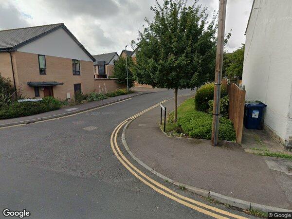 3 Bed Terraced House, Church End, CB1, N1 7GU