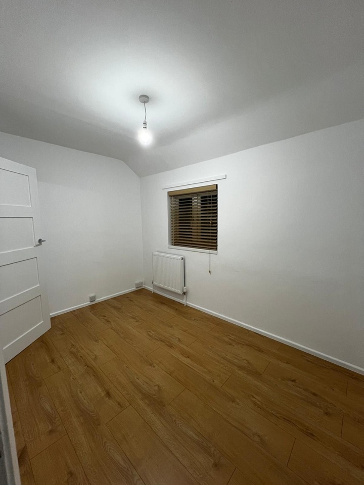 Additional image 4 of 3 Bed Terraced House, Church End, CB1, N1 7GU
