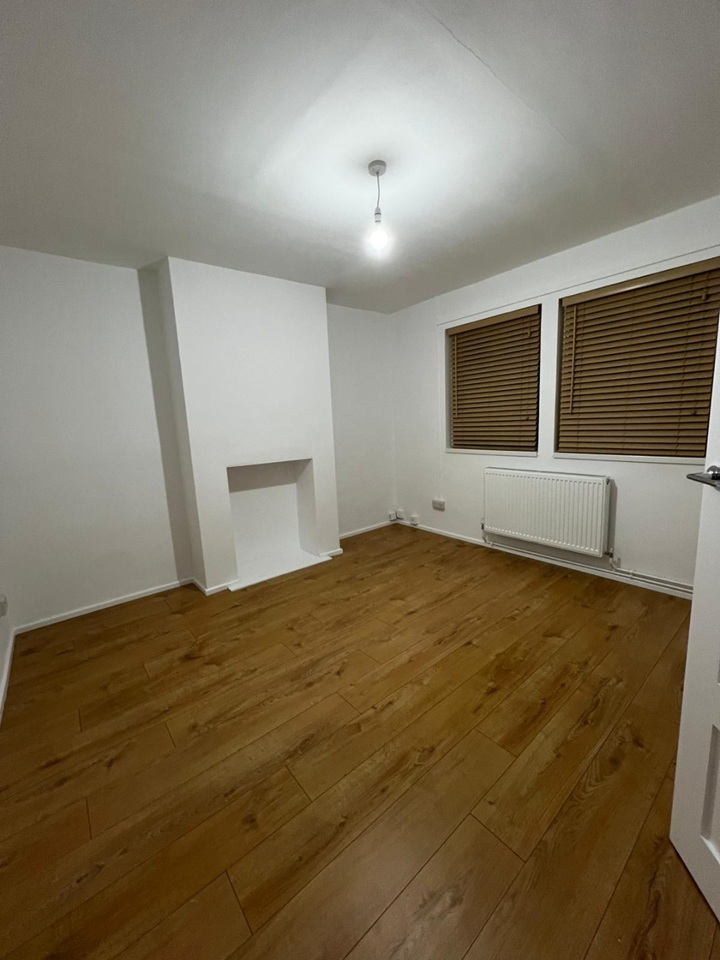 Additional image 8 of 3 Bed Terraced House, Church End, CB1, N1 7GU