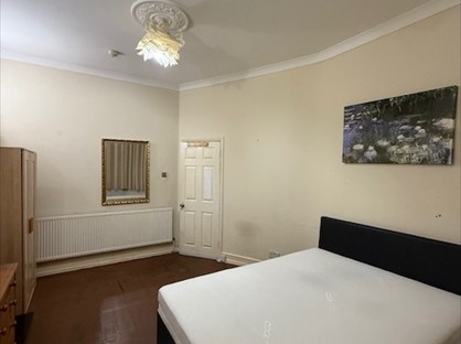 Room in a Shared House, Lee High Road, SE13