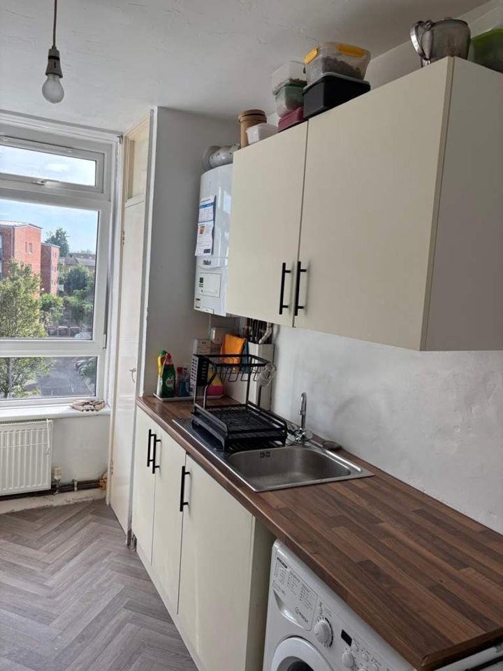 Additional image 10 of Room in a Shared Flat, London, SW11, N1 7GU