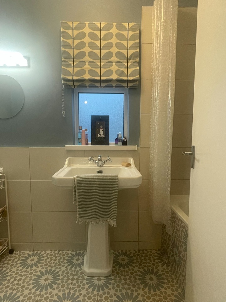 Additional image 4 of Room in a Shared House, Ravenhill Park Gardens, BT6, N1 7GU