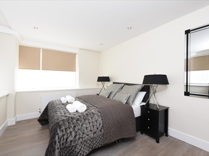 2 Bed Flat, Arthur Road, SW19