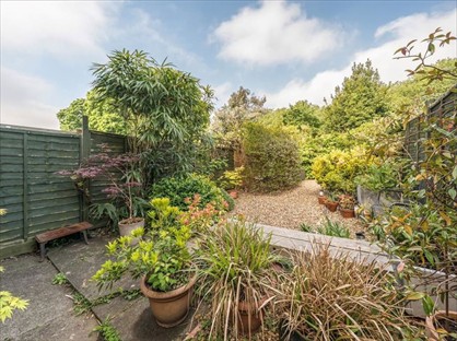 1 Bed Flat, Malyons Road, SE13