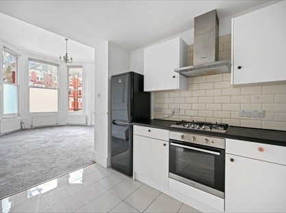 2 Bed Flat, Sutherland Avenue, W9