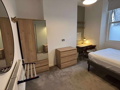 Room in a Shared House, Alma Street, BS23