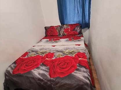 Room in a Shared House, Gainsborough Avenue, RM18