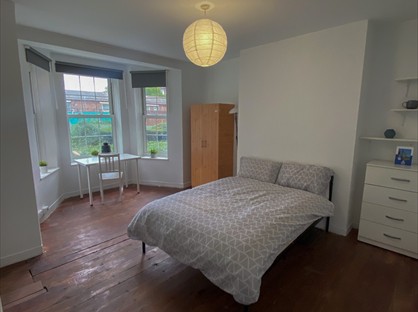 Room in a Shared Flat, Milstead House, E5