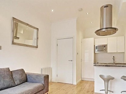 1 Bed Flat, Cleveland Road, E18