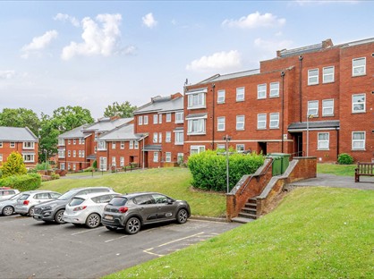 2 Bed Flat, Lansdowne Rise, WR3