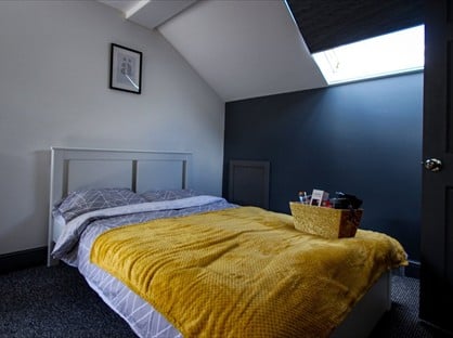 Room in a Shared House, Salford, M6