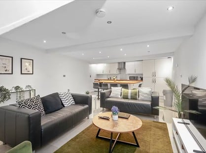 2 Bed Semi-Detached House, Landor Road, SW9