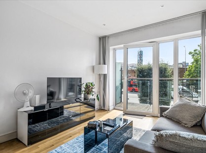 1 Bed Flat, Juniper Drive, SW18