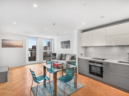 1 Bed Flat, Southwark Bridge Road, SE1