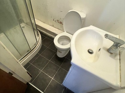 5 Bed Detached House, Ashford Street, ST4