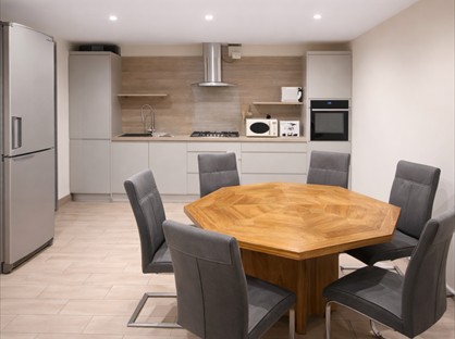 4 Bed Terraced House, Crosland Road, HD1