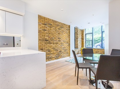 1 Bed Flat, Lawn Lane, SW8