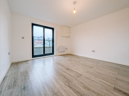 1 Bed Flat, Marlowes, HP1