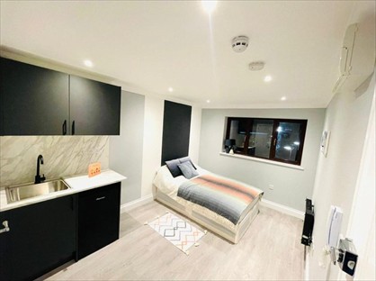 Room in a Shared House, Hilda Road, E16