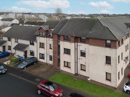 3 Bed Flat, Springvale Court, KA21