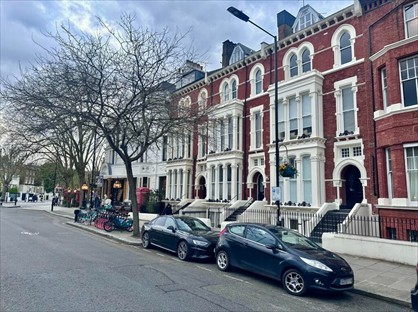 2 Bed Flat, Warrington Crescent, W9