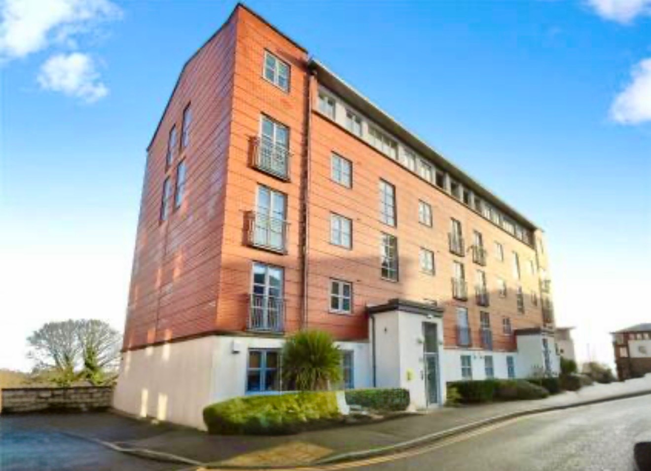 2 Bed Flat, Pasteur House, NG3, N1 7GU