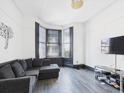 Room in a Shared House, Moscow Drive, L13