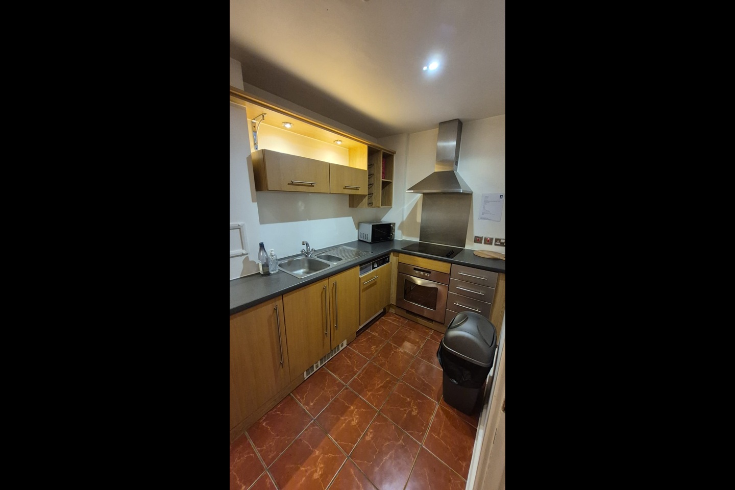 1 Bed Flat, Manor House Drive, CV1 photo 5