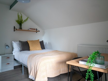 Room in a Shared House, Canwick Road, LN5