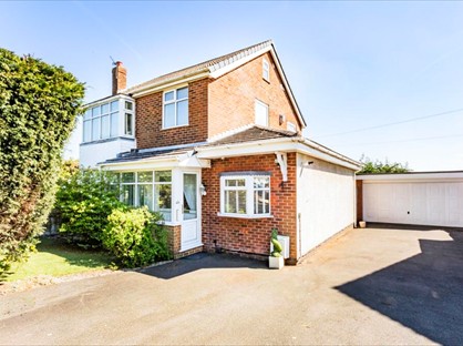 4 Bed Detached House, Plodder Lane, BL4