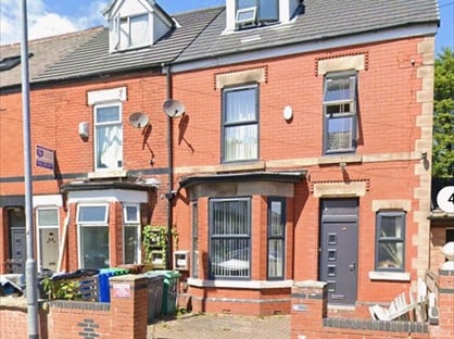 2 Bed Flat, Brideoak Street, M8