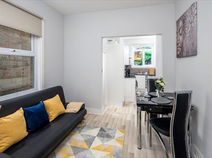 3 Bed Flat, Graeme Road, EN1