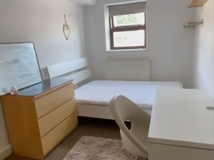 Room in a Shared Flat, Kelos Heights, LS3
