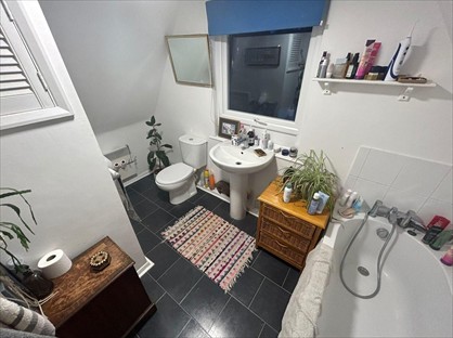 1 Bed Flat, London Road, GU1