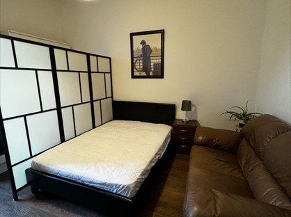 Bedsit, Sauchiehall Street, G2