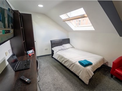 Studio Flat, Birmingham, B29