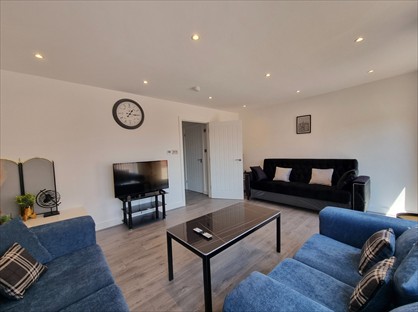 Room in a Shared House, Noor Gardens, M16
