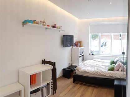 Studio Flat, Heathstan Road, W12