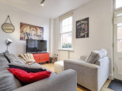 1 Bed Flat, Old St. Michaels Drive, CM7