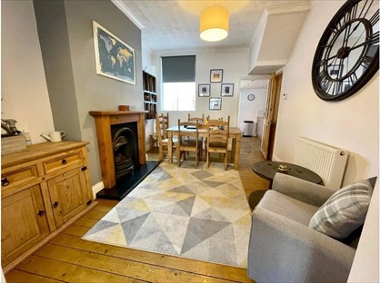 3 Bed Semi-Detached House, St. Leonards Road, HU5