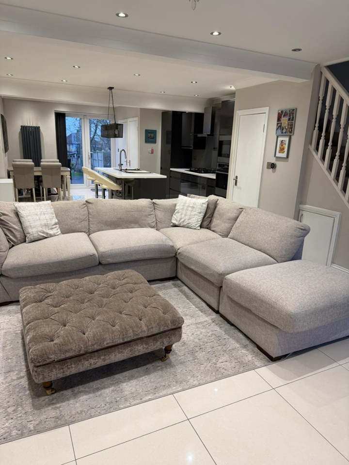 uxbridge-3-bed-semi-detached-house-clifton-gardens-ub10-to-rent