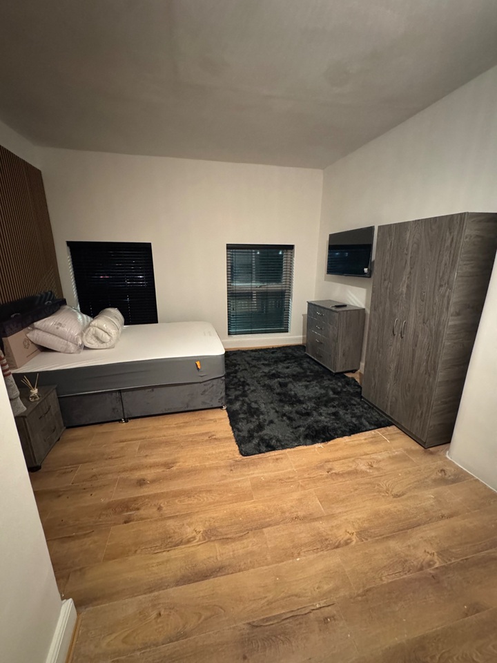 Room in a Shared House, Derby Road, L20
