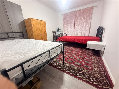 Room in a Shared Flat, Loxford Road, IG11