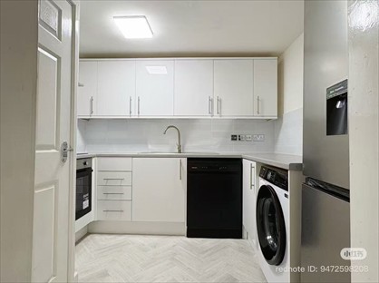 3 Bed Flat, Cephas Court, CV1