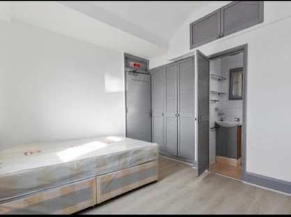 Studio Flat, Grays Inn Road, WC1X