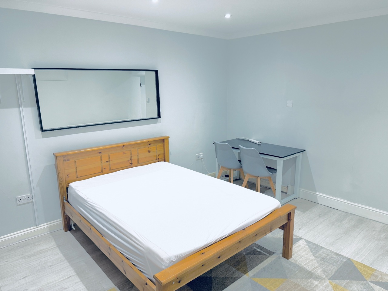 Additional image 5 of Studio Flat, Waylen Street, RG1, N1 7GU