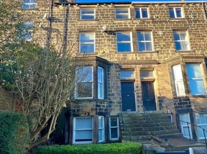 1 Bed Flat, Tivoli Place, LS29