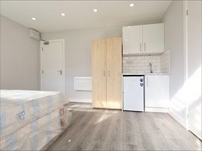 Studio Flat, Oxford Road, RG30